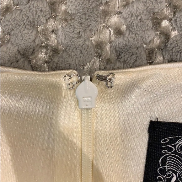 JAX Colorblock Cap Sleeve Sheath Dress - Picture 7 of 7